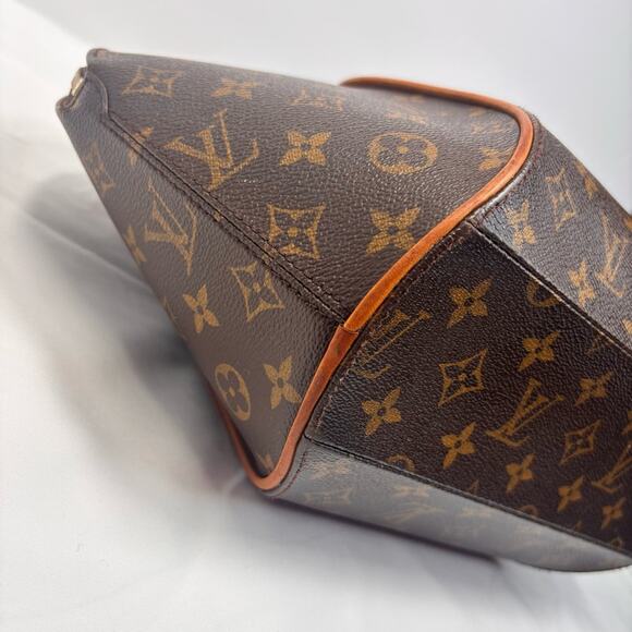 Louis Vuitton Monogram Ellipse MM with lock and Key with COA✨ - Picture 3 of 12